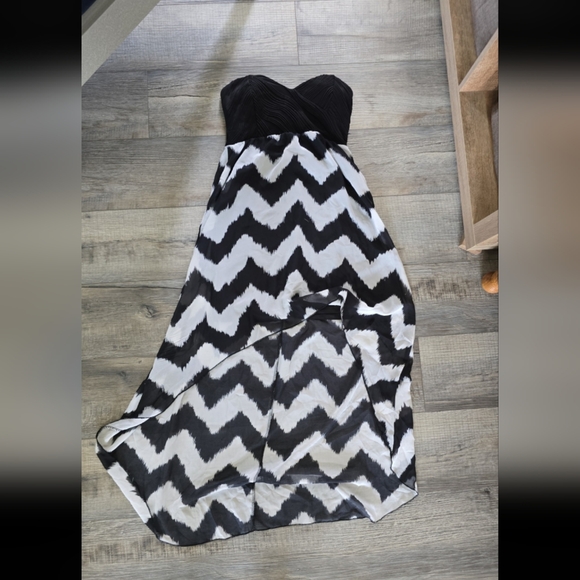 Chevron Dress - Picture 1 of 5